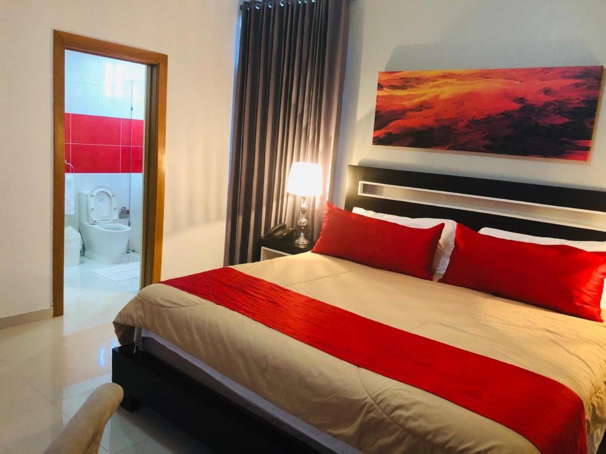 Dpravia Hotel Srl Bani Exterior photo