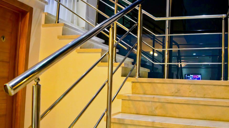 Dpravia Hotel Srl Bani Exterior photo