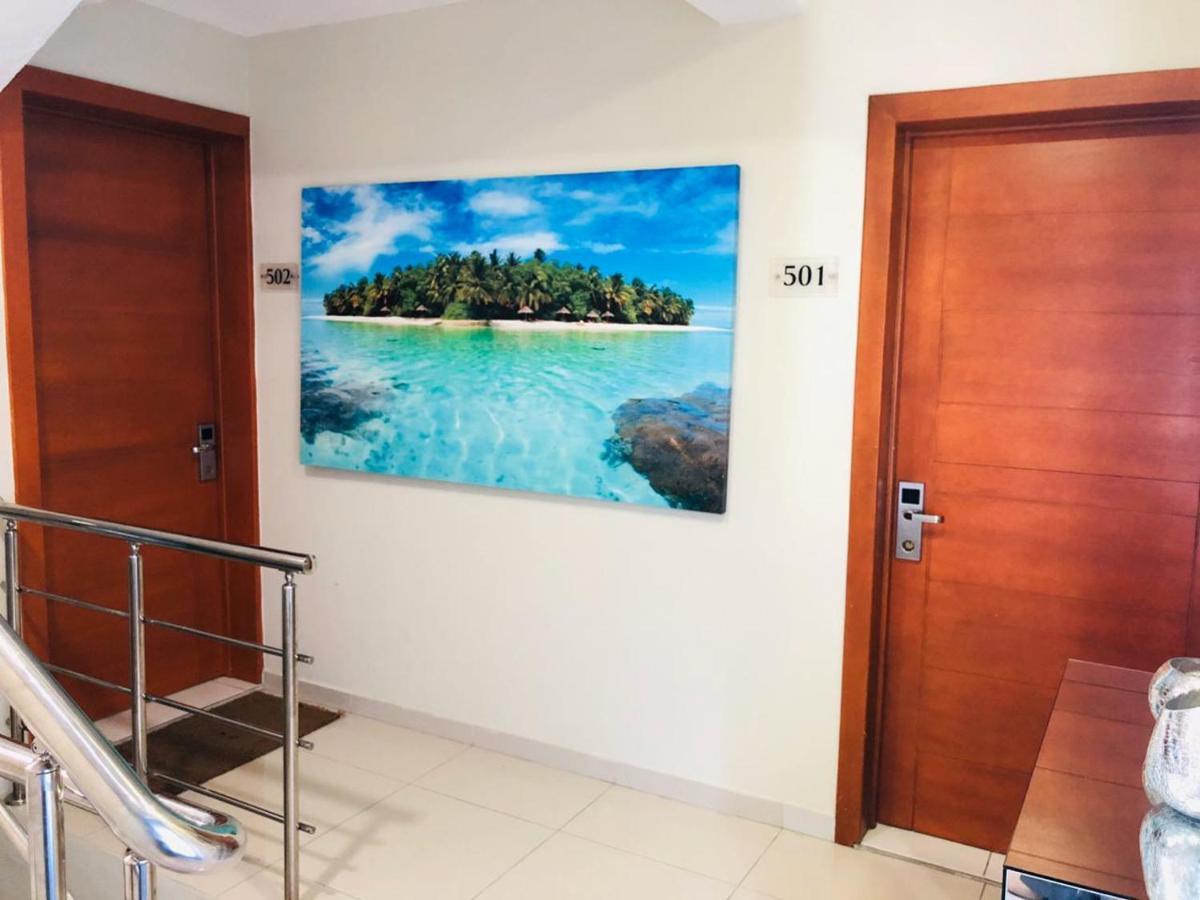 Dpravia Hotel Srl Bani Exterior photo